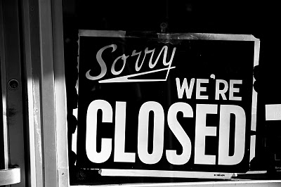 closed+sign